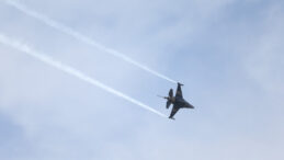 SOLOT&Uuml;RK &Ccedil;anakkale'de g&ouml;steri u&ccedil;uşu yaptı