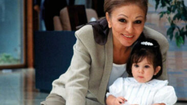 Son Şah'ın eşi: Bir kişinin &ouml;l&uuml;m&uuml;yle sistem yıkılmaz