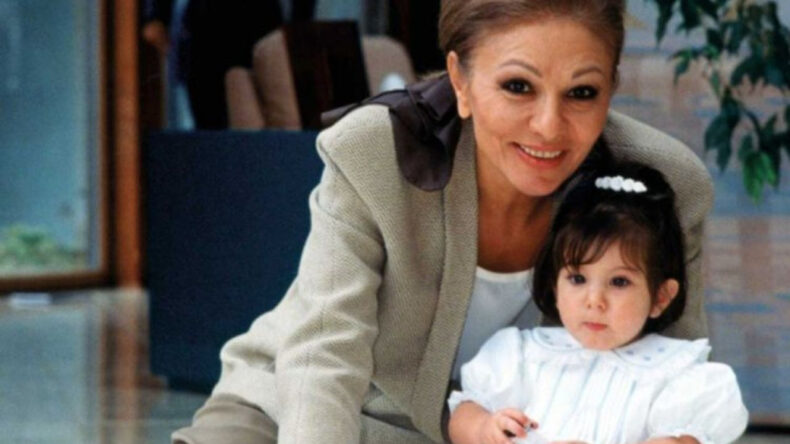 Son Şah'ın eşi: Bir kişinin ölümüyle sistem yıkılmaz