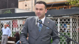 Tacizden tutuklanan başkana tahliye