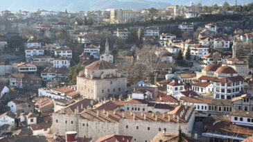 Tarihi kentte bayram yoğunluğu: Y&uuml;zde 90 doldu