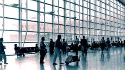 Trump havalimanı krizine el attı: Maaşları &ouml;deyin