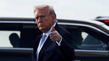 Trump, İran'a saldırıları 5 g&uuml;n erteledi, Tahran'dan yanıt geldi