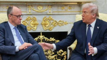 Trump İspanya'ya sert &ccedil;ıktı: 'Ticari ilişkilerimizi keseceğiz, hi&ccedil;bir ilişkimiz olsun istemiyoruz'