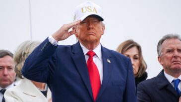 Trump, K&uuml;rtlerin İran'da savaşa girmesini istemediğini belirtti