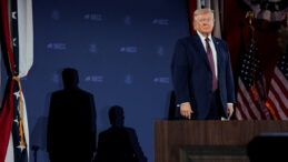 Trump NATO &uuml;lkelerine &ccedil;attı: Bug&uuml;nleri unutmayın!