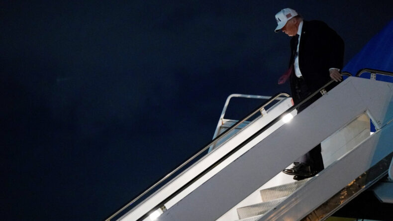 Trump: "Harika Bir G&uuml;n!" Hamaney'in &Ouml;l&uuml;m&uuml;nden Sonra