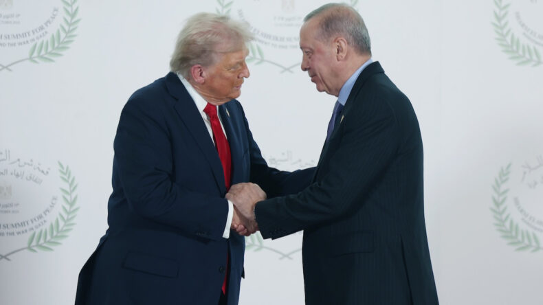 Trump'tan T&uuml;rkiye ve Erdoğan'a &ouml;vg&uuml;