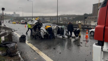 T&uuml;nelde Art Arda İki Kaza: 9 Yaralı