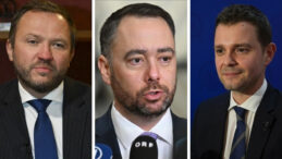 &Uuml;lkelerden art arda T&uuml;rkiye mesajları