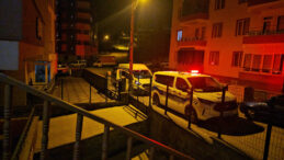 Yakınları haber alamıyordu: 64 yaşındaki kadın evinde &ouml;l&uuml; bulundu