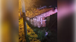 Yalnız yaşadığı evde &ccedil;ıkan yangında &ouml;ld&uuml;