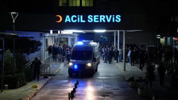 Yangın &Ccedil;ıkan Binada Ceset Bulundu