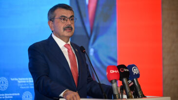 Yusuf Tekin'den 'okullarda g&uuml;venlik' a&ccedil;ıklaması: Tedbirleri artıracağız