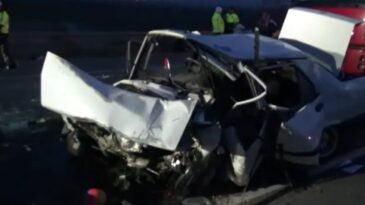 Zincirleme kaza: &Ouml;l&uuml; ve ağır yaralılar var