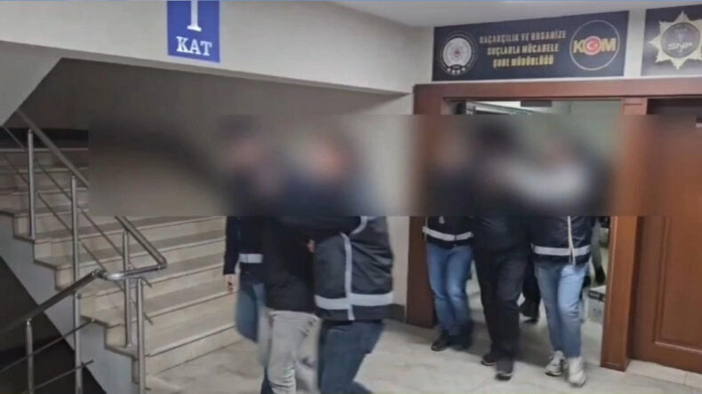 10 Milyonluk Kopya Şebekesi &Ccedil;&ouml;kertildi