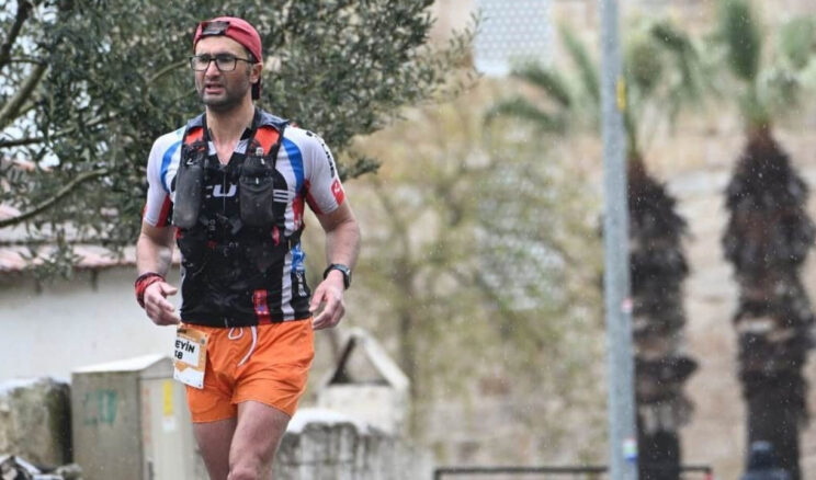 18 Yıllık Zabıta Memuru, Efes Ultra Maratonu'nda &Uuml;&ccedil;&uuml;nc&uuml; Oldu