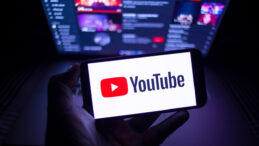 200&rsquo;den fazla kurumdan YouTube'a yapay zeka &ccedil;ağrısı