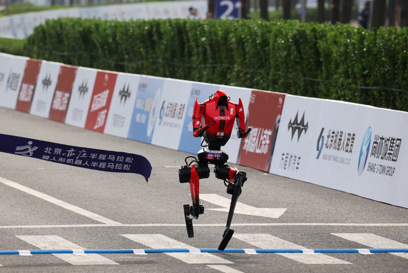 Robot yarı maraton görüntüsü