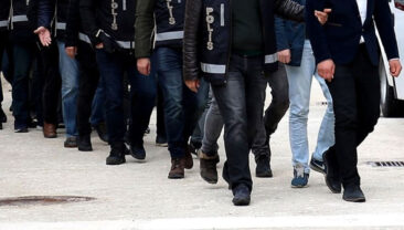 24 İlde IŞİD Operasyonu: 90 G&ouml;zaltı