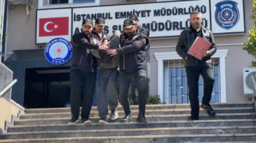 300 Bin Euro İsteyip Galeriyi Kurşunladılar