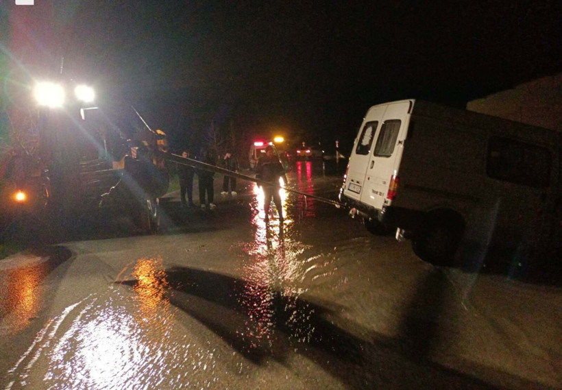 Kamyonet kaza durumu