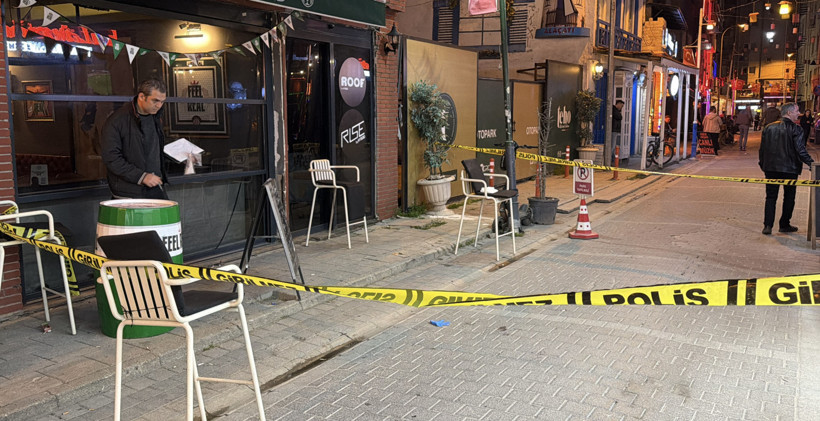 Barlar sokağında kavga anı