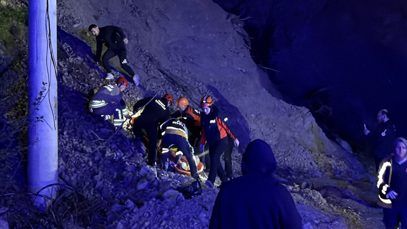 Uçuruma düşen kişi