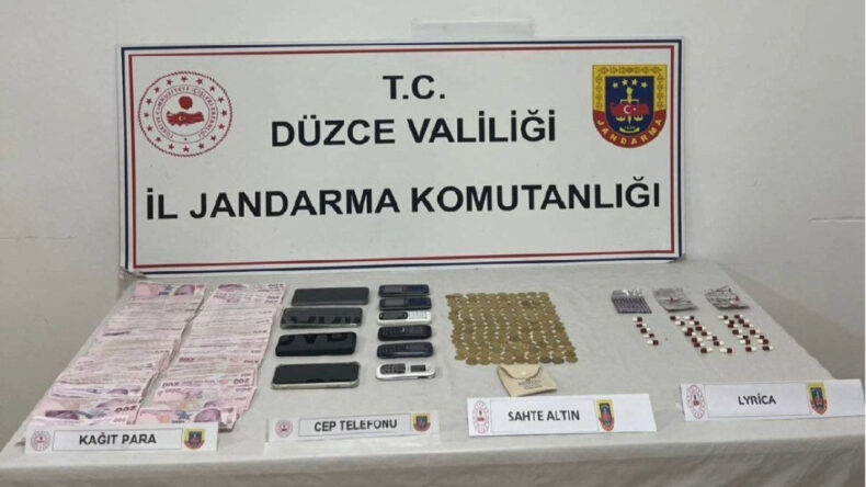 560 bin TL dolandırmışlardı: 4 g&ouml;zaltı