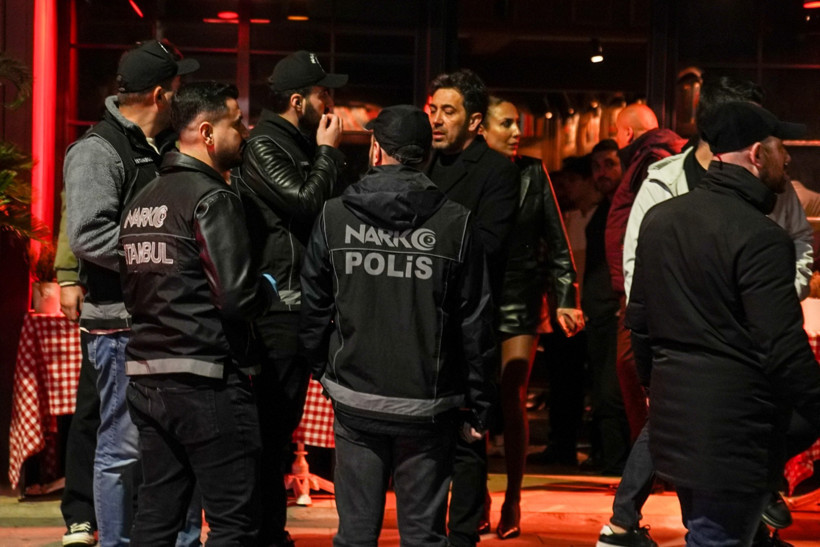 Restoranlarda yapılan aramalar esnasında