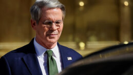 ABD Hazine Bakanı: IMF Venezuela &uuml;zerinde &ccedil;alışıyor