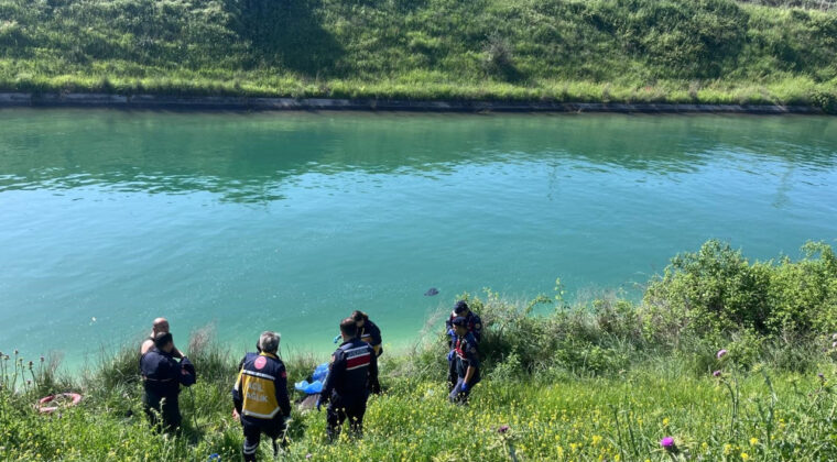 Adana'da Sulama Kanalında Kadın Cesedi Bulundu