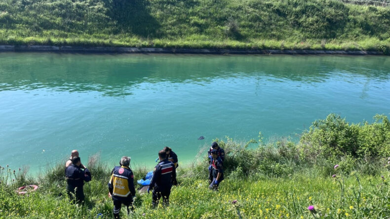 Adana'da Sulama Kanalında Kadın Cesedi Bulundu