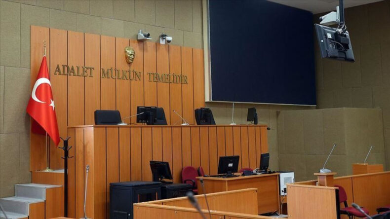 Adliyeyi Kilitleyen Hakime G&ouml;revi K&ouml;t&uuml;ye Kullanma Cezası