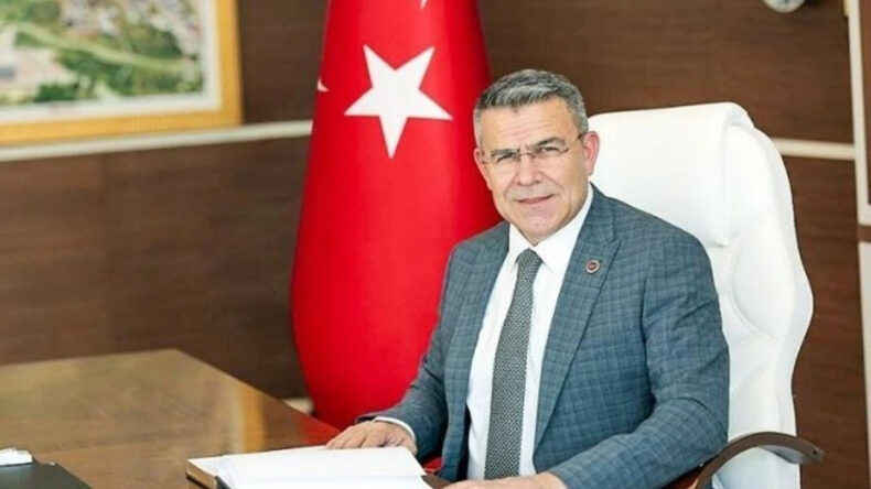 AKP'li Başkan, Yasak Aşk Skandalı Sonrası İhra&ccedil; Ediliyor