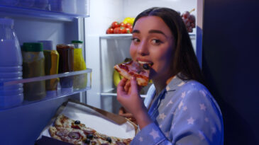 Akşamdan kalan bu yemekleri buzdolabında &ccedil;ok saklamayın