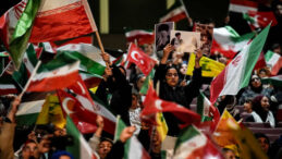 Ali Hamaney ve &Ouml;ğrenciler İstanbul'da Anıldı