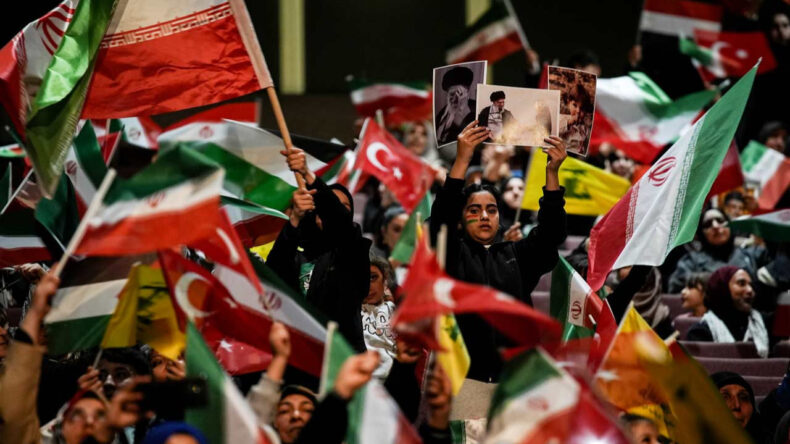 Ali Hamaney ve &Ouml;ğrenciler İstanbul'da Anıldı