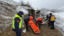 Ambulans 30 metreden u&ccedil;tu: &Ouml;l&uuml; ve yaralılar var