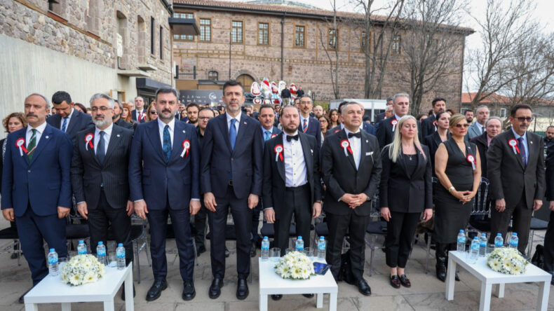 Ankara NATO zirvesini bekliyor