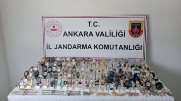 Ankara&rsquo;da 3,2 Milyon Liralık Ka&ccedil;ak Saat Ele Ge&ccedil;irildi