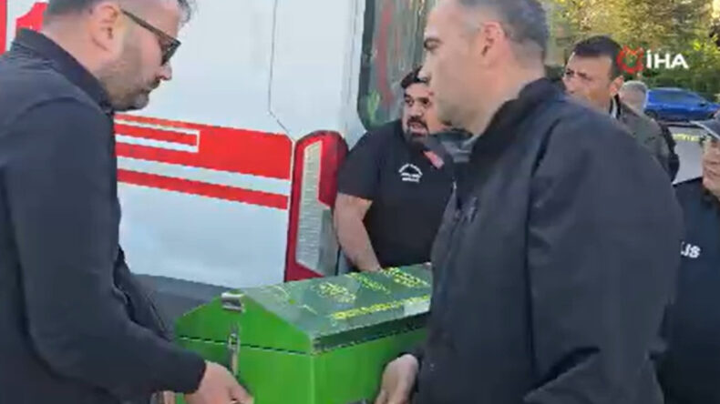 Annesinin elinden kurtulup yola fırlayan minik Aybars feci şekilde can verdi