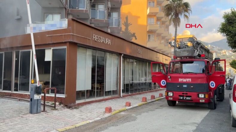 Antalya'da Otelde Korkutan Yangın