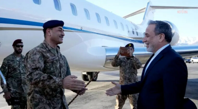 Arabuluculuk yapan Pakistanlı heyet Tahran'a ulaştı