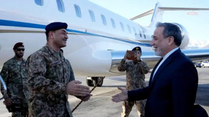 Arabuluculuk yapan Pakistanlı heyet Tahran'a ulaştı