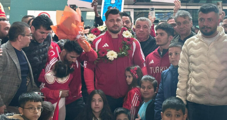 Avrupa şampiyonu Rıza Kayaalp yurda döndü