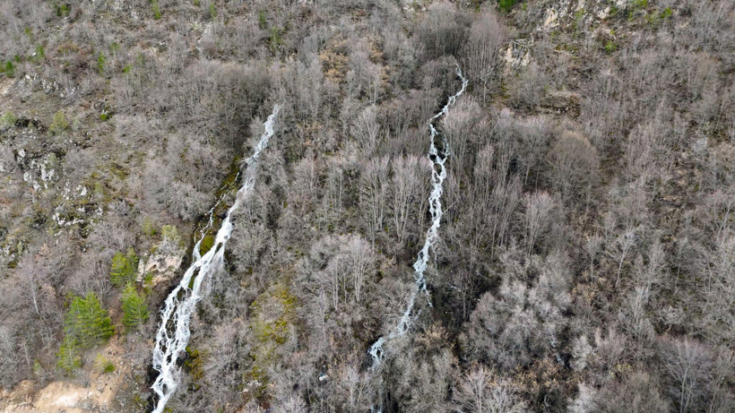 Gülaçar Köyü'nde Şelale