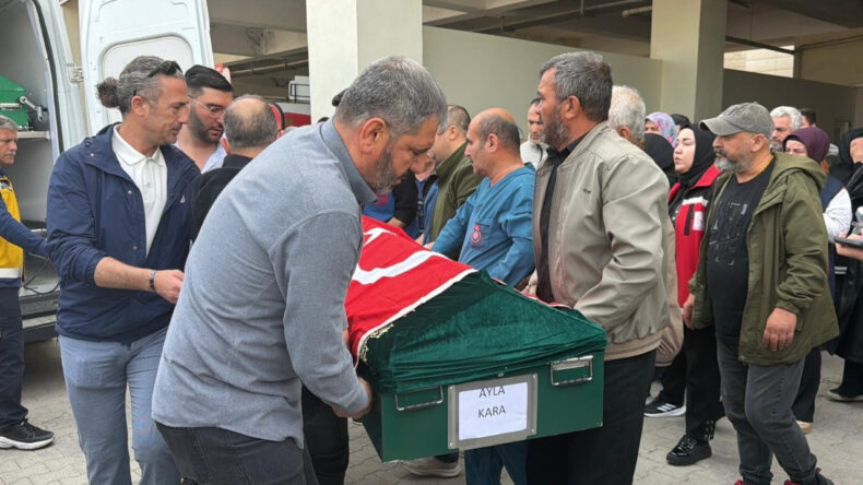 Ayla &Ouml;ğretmenin Cenazesi Hastane Morgundan Alındı