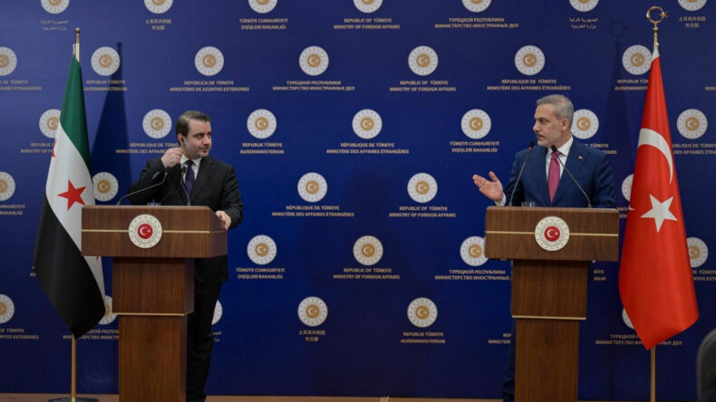 Bakan Fidan: Ateşkes L&uuml;bnan&rsquo;ı da kapsayacak şekilde kalıcı olmalı