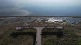 Barajlar dolup taştı ama İznik'te &ccedil;ekilme 300 metreyi buldu